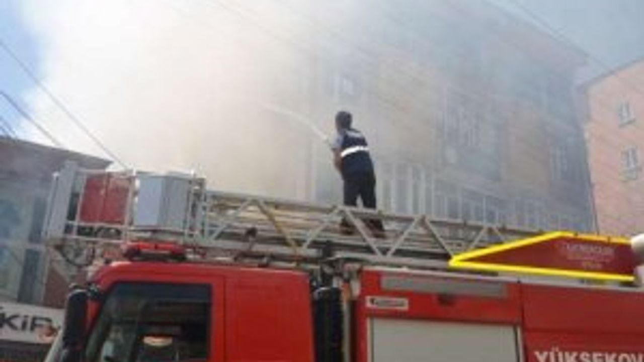 Yüksekova'da fırında yangın