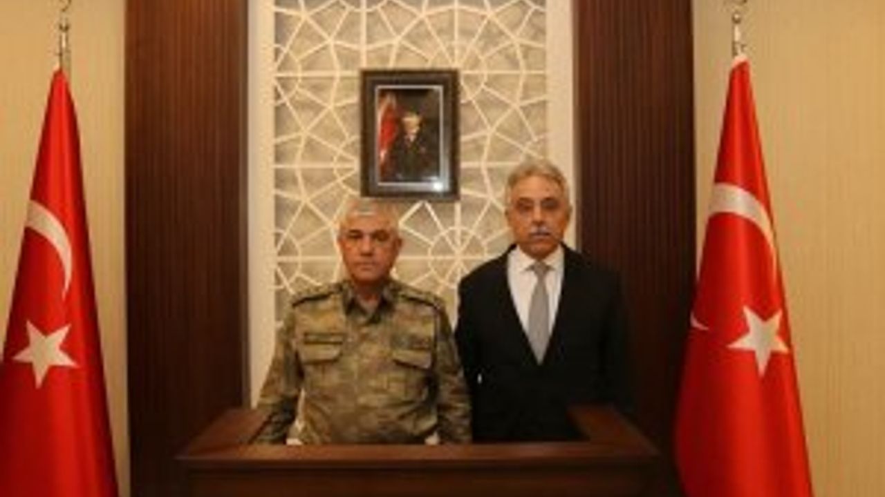 Korgeneral Arif Çetin’den Vali Toprak’a ziyaret