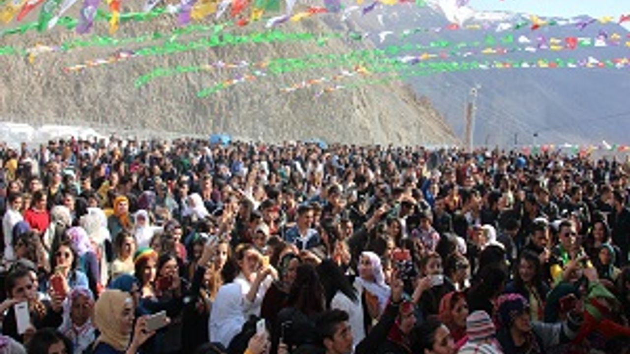 Hakkari’de Nevruz Bayramı kutlandı