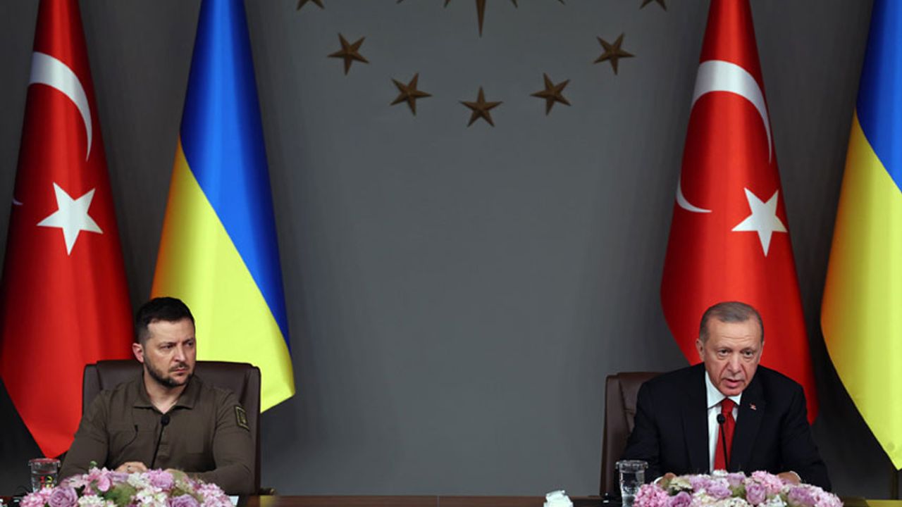 Erdoğan ile Zelenskiy, gündemdeki konuları görüştü