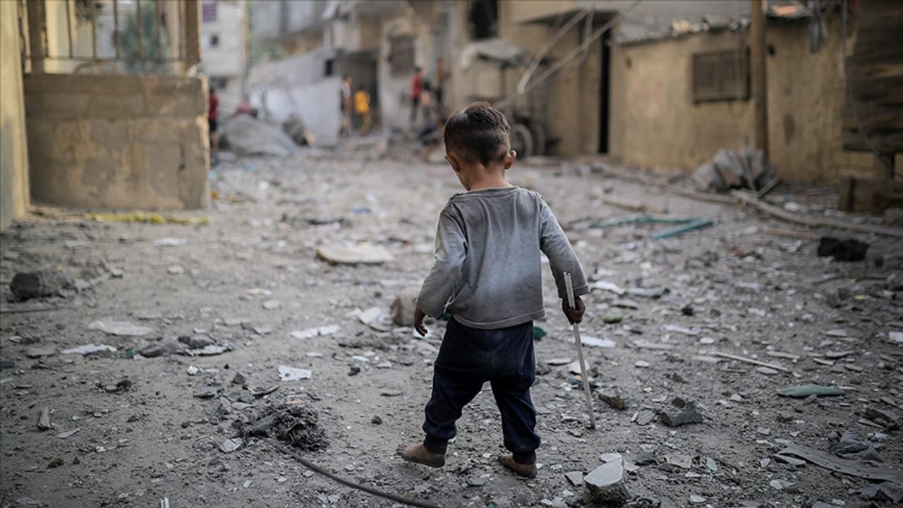 Filistin'de ölenlerin yüzde 40'ı çocuk