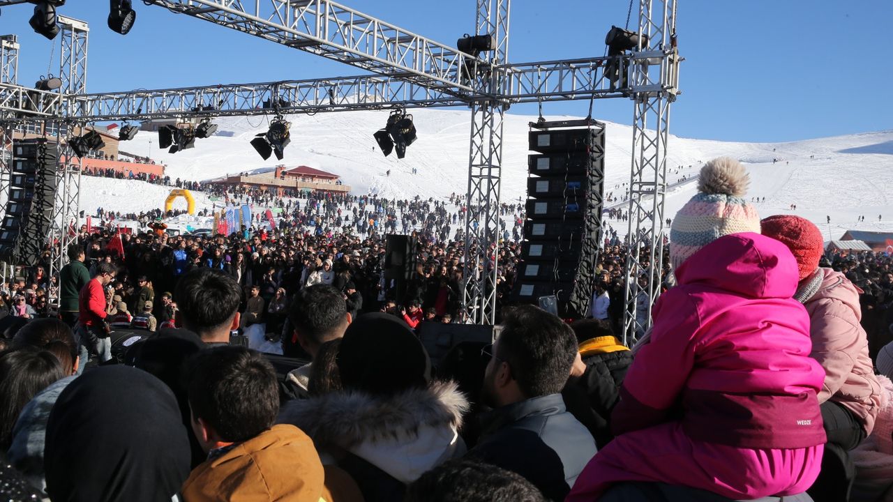 Hakkari'de düzenlenen 5. Kar Festivali  sona erdi
