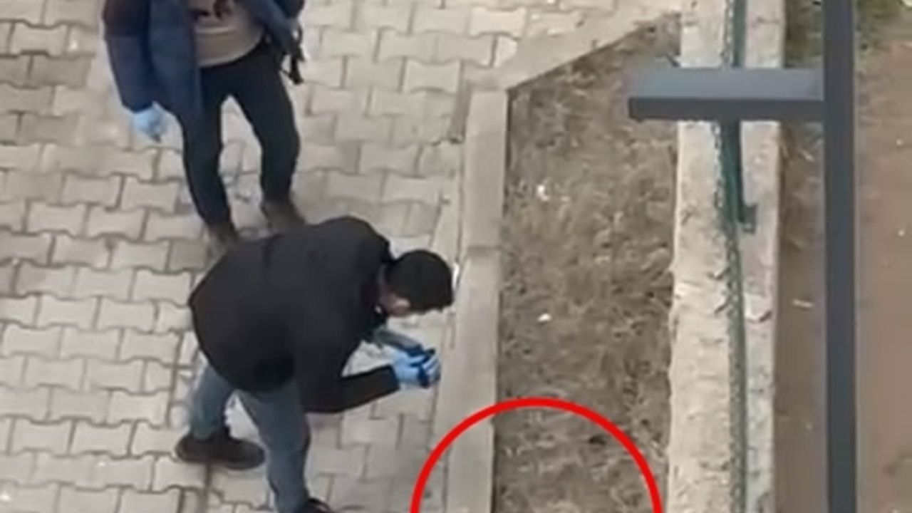 Şırnak'ta bir sitenin bahçesinde 2 top mermisi bulundu