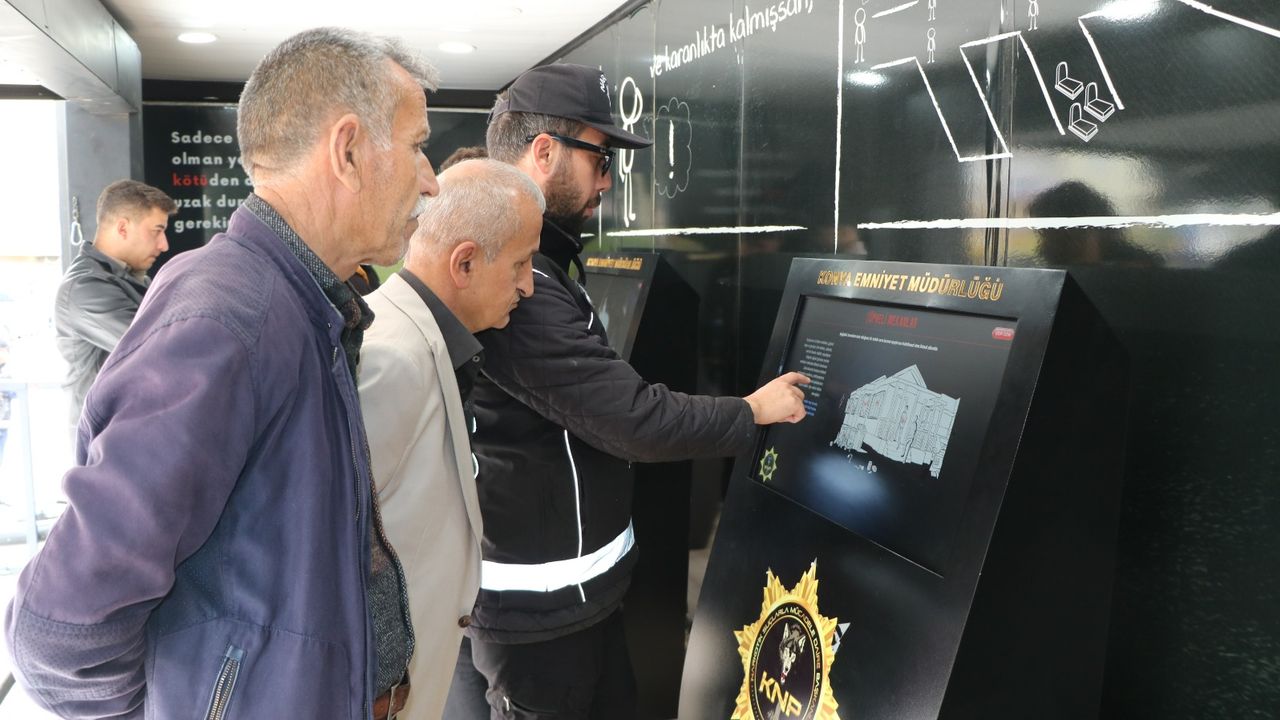 'Narko Tır' Hakkari’de vatandaşları bilgilendirdi