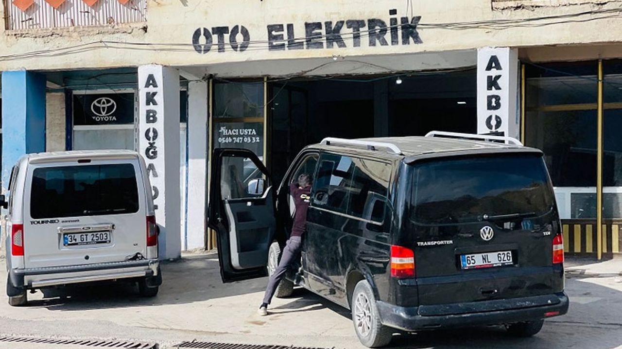 Hakkari'de Akboğa Oto Elektrik hizmete girdi!