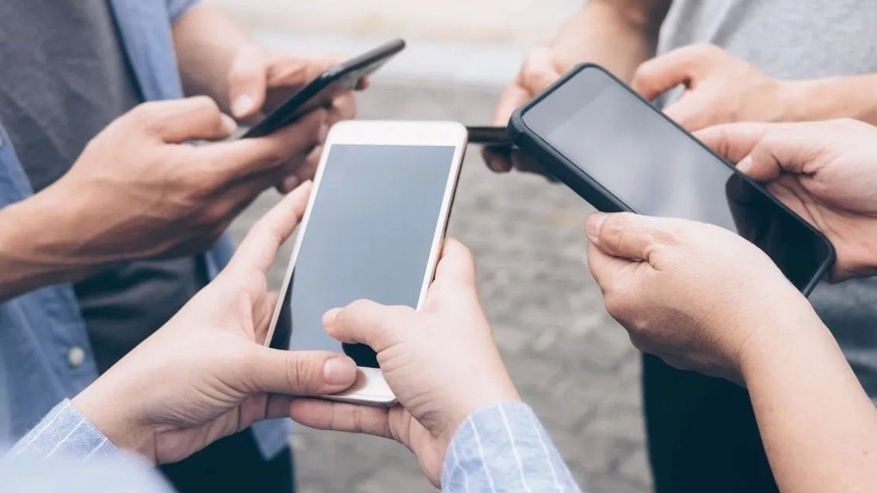 Cep telefonlarına indirim yolda