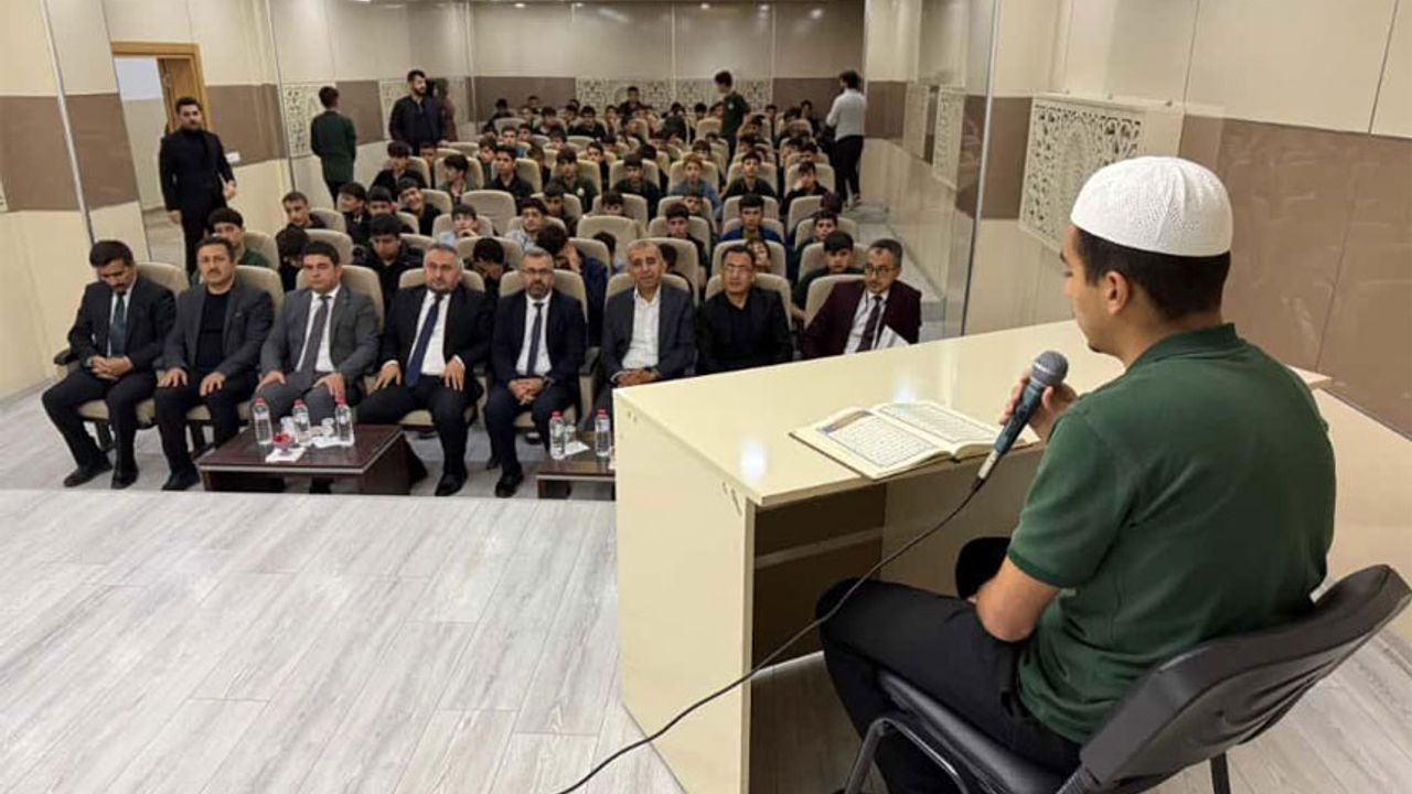 Hakkari’de, İmam Hatipliler Haftası etkinliği