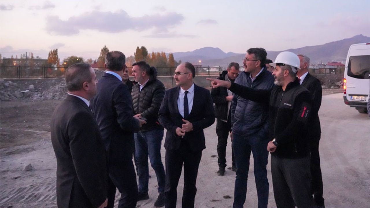 Yüksekova'da 6 bin seyirci kapasiteli stadyum yapılıyor