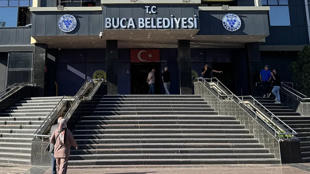 Buca Belediye Başkanı görevden uzaklaştırıldı