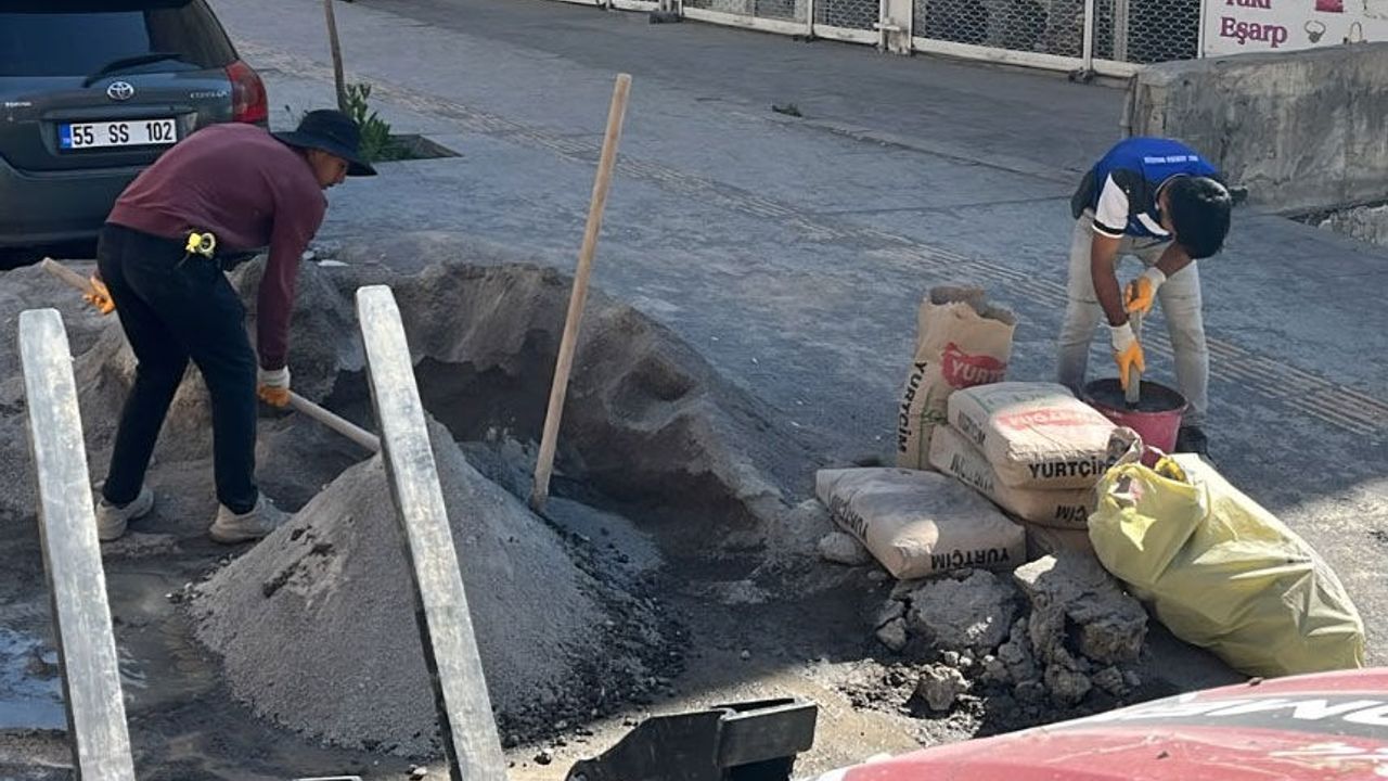 Hakkari’de tahrip olan kaldırımlar yenileniyor