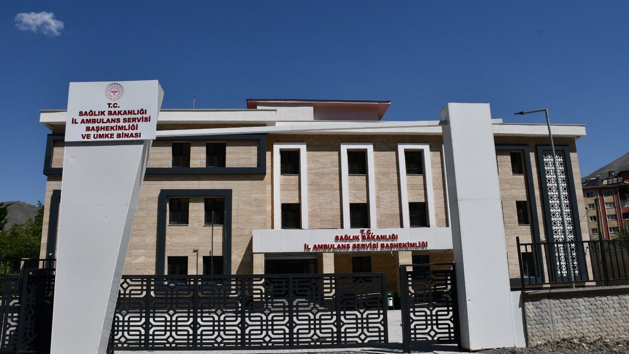 Hakkari’de İl Ambulans Servisi ve UMKE Merkezi kur