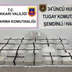 Hakkari’de nefes kesen operasyon! çuvallardan uyuşturucu fışkırdı