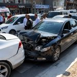 Hakkari'de zincirleme trafik kazası: Çok sayıda yaralı