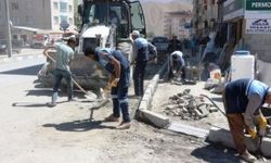 Belediyenin Kaldırım Yapım Çalışmaları devam ediyor
