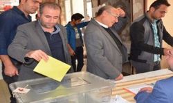 Hakkari Barosunun yeni başkanı Av. Zeydin Kaya
