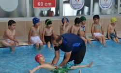 Hakkari yarı olimpik yüzme havuzuna kavuştu