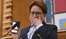 Meral Akşener kürsüde gözyaşlarını tutamadı