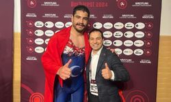 Taha Akgül güreşte 11'inci kez Avrupa şampiyonu oldu
