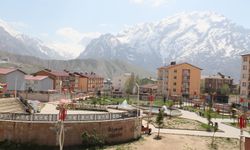 Belediye ekipleri çalışmalara devam ediyor