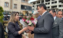Şemdinli belediye başkanı Şakar mazbatasını aldı