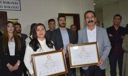 Hakkari'de Belediye Eş Başkanları mazbatalarını aldı