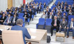 Hakkari'de eğitim yöneticileri ile değerlendirme toplantısı