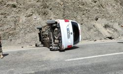 Hakkari Van  kara yolunda kaza 1 yaralı