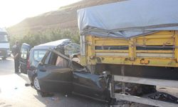Manisa'da feci kaza: 3 ölü, 1 ağır yaralı