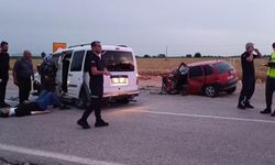Kozan'da trafik kazası: 1 ölü, 5 yaralı