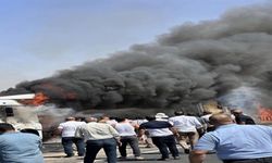 Şanlıurfa'da saman yüklü TIR  alev alev yandı
