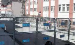 Hakkari esnafından polis bariyeri tepkisi!