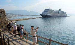Kruvaziyerle 135 bin turist geldi