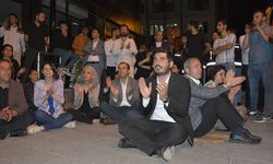 DEM Partili vekillerden alkışlı protesto