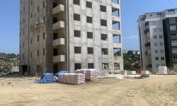 Sıva yaparken inşaatın 6’ncı katından düşen işçi öldü