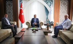 Zeki Aygün'den Vali Çelik'e ziyaret