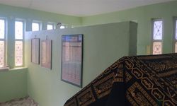 Hakkari'deki asırlık türbe yenilendi