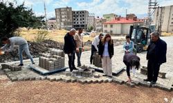 Eş başkan Kırmızıgül, yol çalışmalarını yerinde inceledi