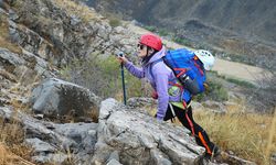Harmancı, Hakkari'nin ilk kadın dağcı rehberi
