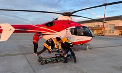 5 yaşındaki çocuk ambulans helikopterle Van'a sevk edildi