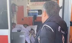 Şüphe üzerine durdurulan ambulansta kaçak göçmen yakalandı