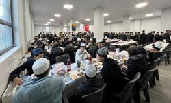 Şemdinli Belediyesi’nden iftar yemeği