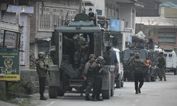 Hindistan ordusu, Pakistan ve Keşmir'deki "hedeflere" askeri operasyon başlattı