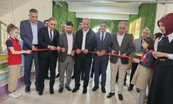 Şemdinli’de resim ve teknoloji tasarım sergisi açıldı
