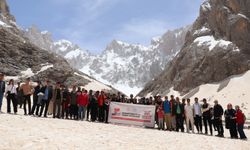 Hakkari'de Cennet Cehennem vadisine doğa yürüyüşü