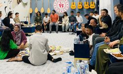 Derecik Gençlik Merkezi’nden sıra gecesi