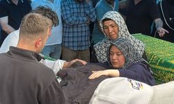 Arazi kavgasında öldürülen çift ile oğulları, toprağa verildi
