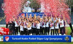 Hakkarigücü'nün yer aldığı ligde FOMGET, şampiyonluğu kutladı