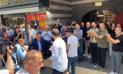 Diyarbakır’da barış halayı: CHP’li vekil başı çekti