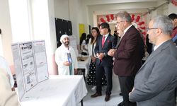 Gazi Ortaokulu'nda TÜBİTAK Bilim Fuarı