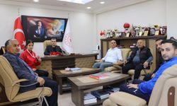 Şampiyon Özdemir'den Müdür Yıldırım'a ziyaret